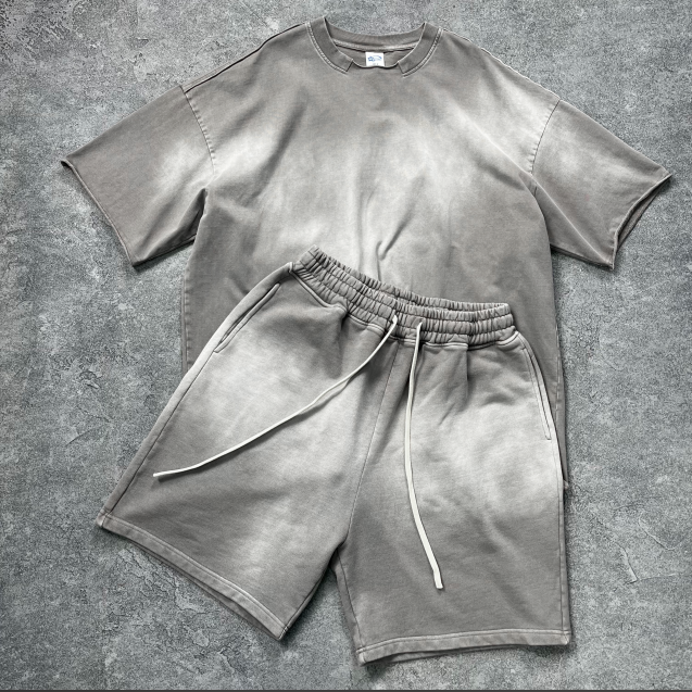 OEM Summer Vintage Casual Breathable Terry Spray-dye Washed Lightly Brushed Short Sleeves Shorts Couple Loose Suit 2 Pieces Rew Cut