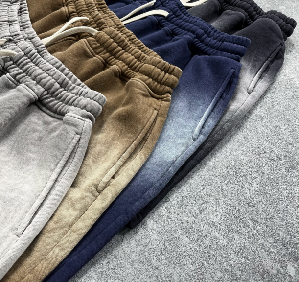 OEM Summer Vintage Casual Breathable Terry Spray-dye Washed Lightly Brushed Short Sleeves Shorts Couple Loose Suit 2 Pieces Rew Cut